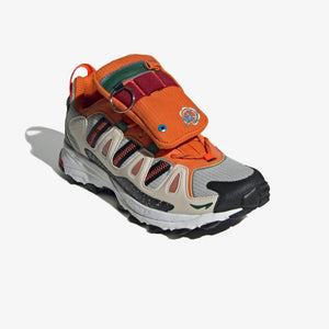 Adidas Originals | SUPERTURF ADVENTURE SEAN WOTHERSPOON  { STONE / POWER RED
