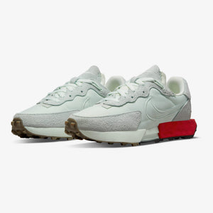 Nike | FONTANKA WAFFLE  { BARELY GREEN