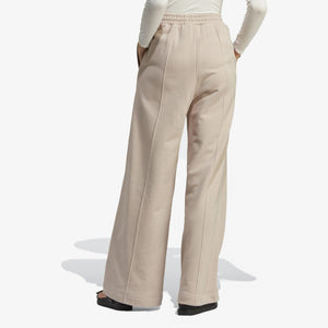 Adidas Originals | PREMIUM ESSENTIALS PINTUCK PANTS  { WODER TAUPE