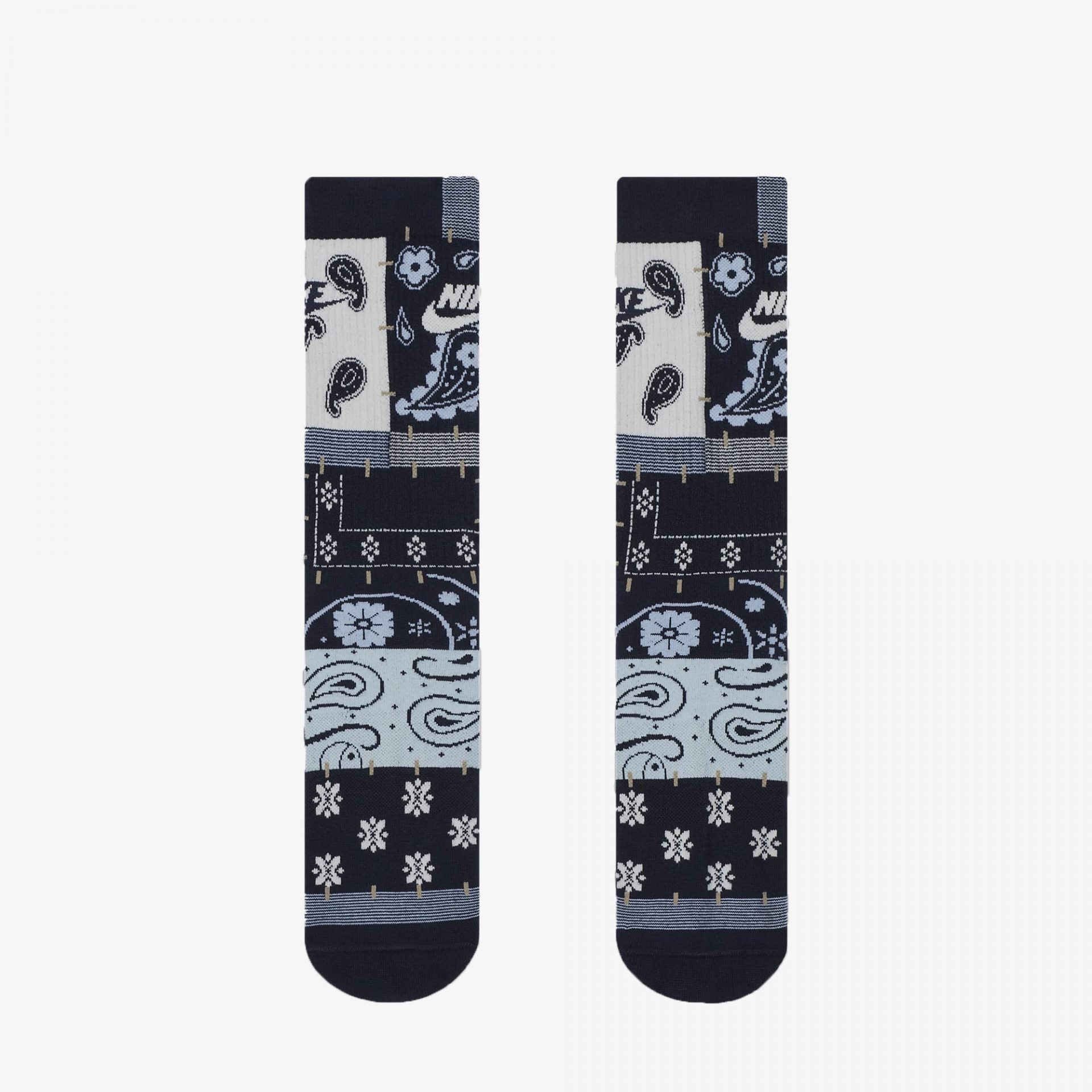 Nike | EVERYDAY ESSENTIAALS CREW SOCKS  { ALUMINIUM / OBSIDIAN