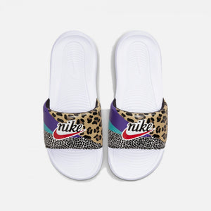 Nike | VICTORI ONE PRINTED SLIDE  { ANIMAL PRINT