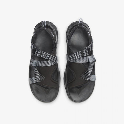 Nike | ONEONTA  { BLACK