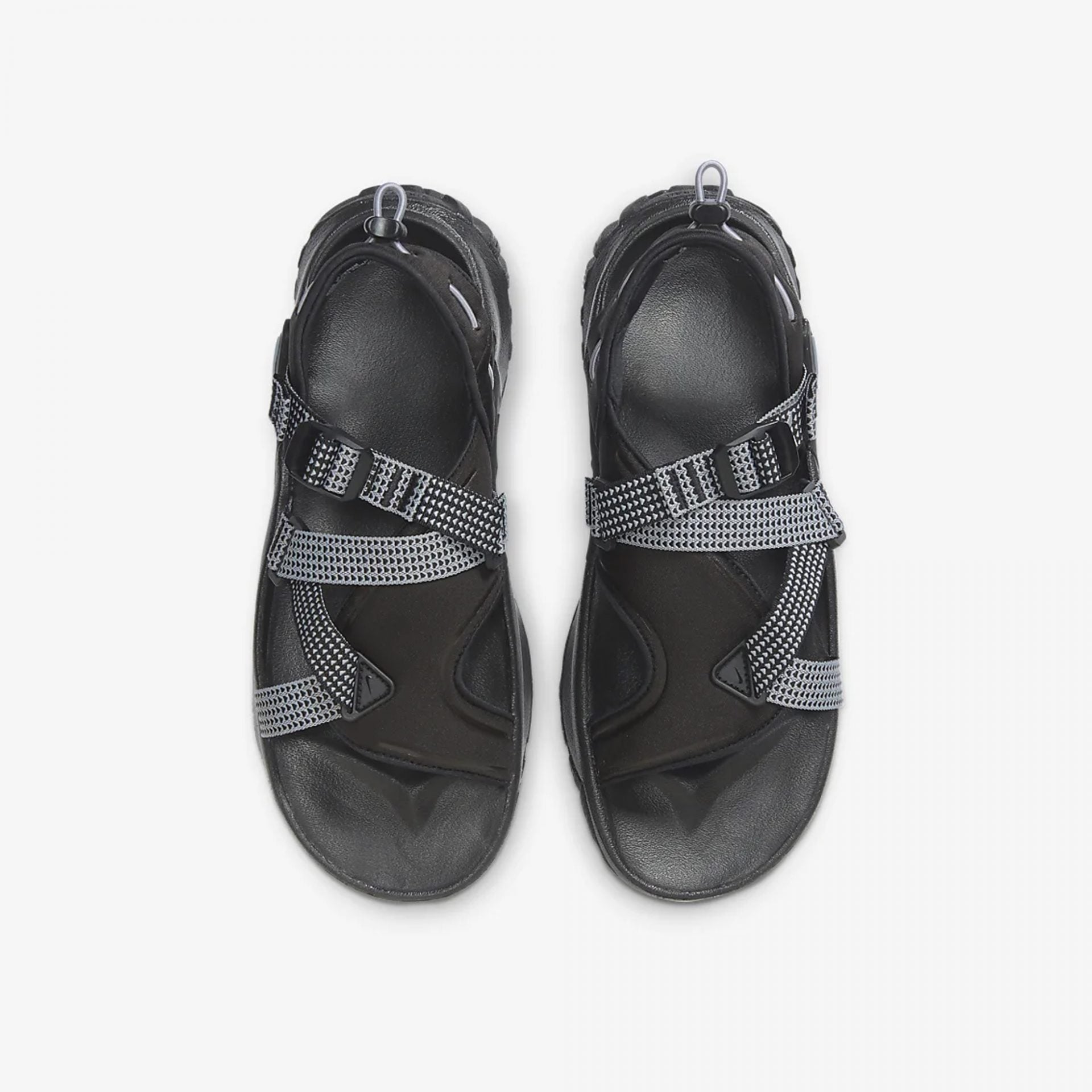 Nike | ONEONTA  { BLACK