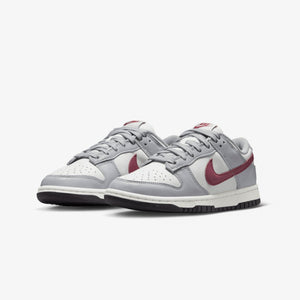 Nike | DUNK LOW  { SUMMIT WHITE/ROSEWOOD