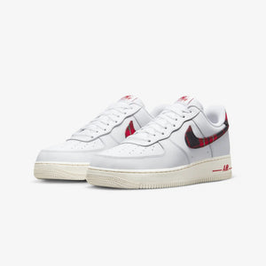 Nike | AIR FORCE 1 '07 LV8 { WHITE
