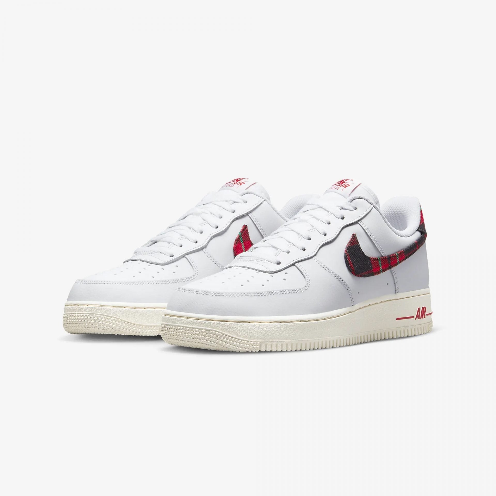 Nike | AIR FORCE 1 '07 LV8 { WHITE