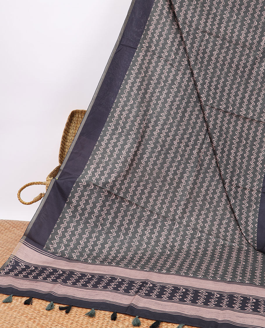 Green  zig zag striped  semi-banaras tussar saree  with contrast zari border & striped pallu