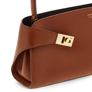 Ferragamo Hug E/W Shoulder Bag