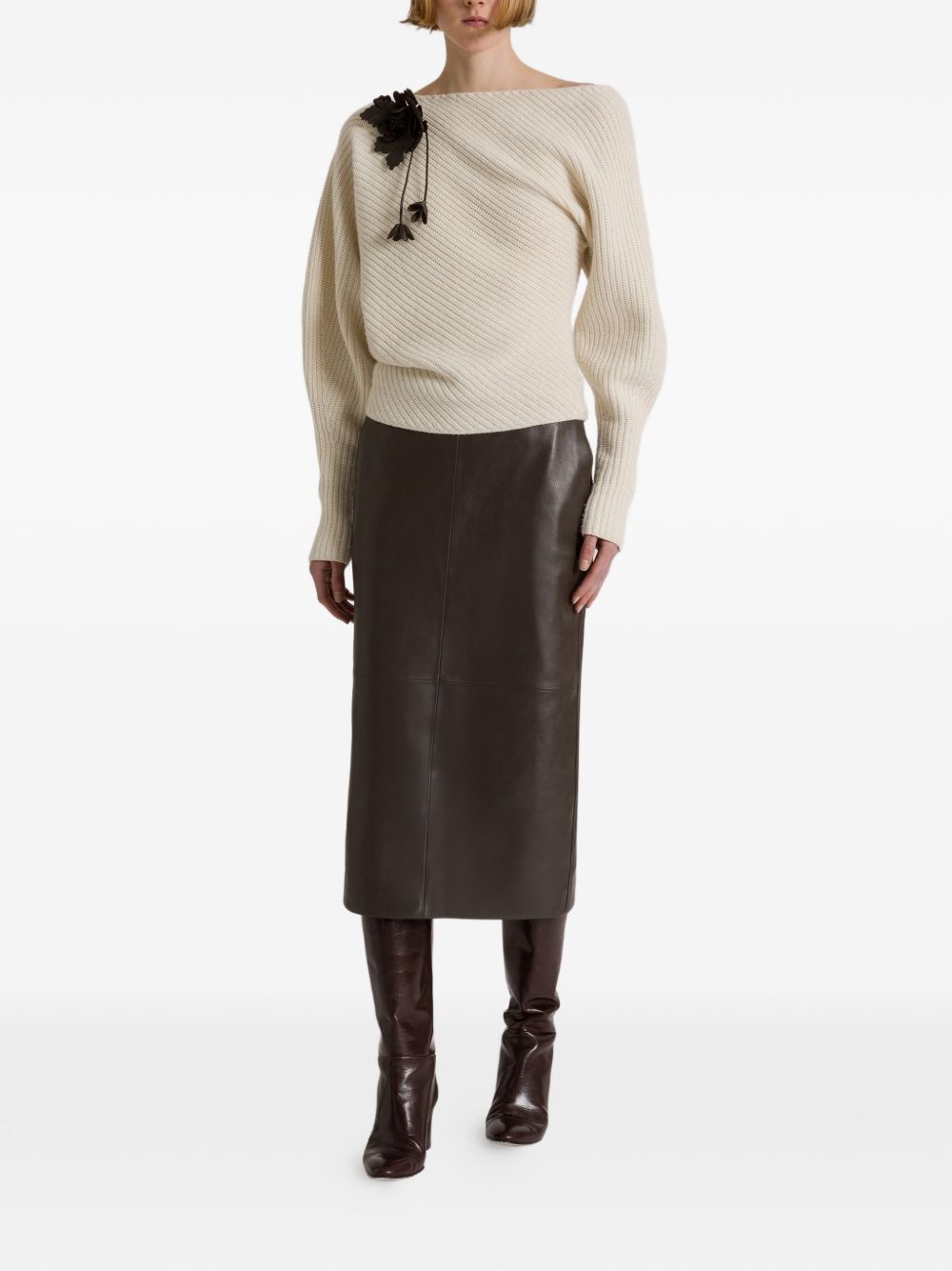 032C Sweater