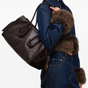 Marc Jacobs The Carryall Medium Leather Tote