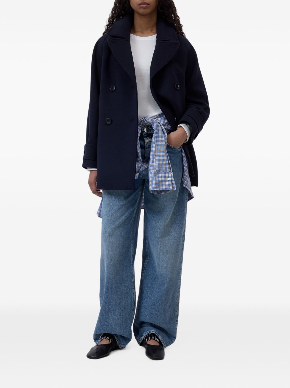 Closed Jacket