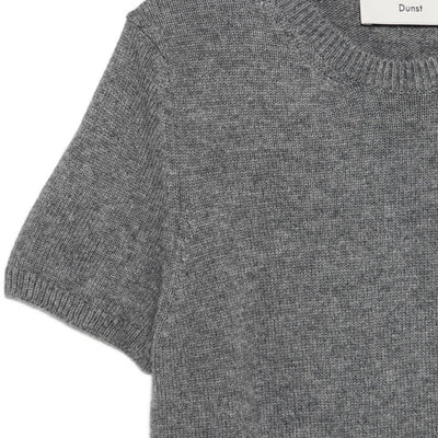 Dunst Sweater