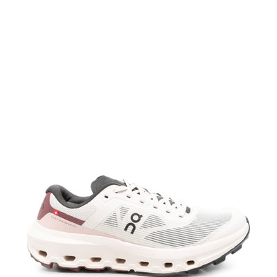 ON Sneakers WHITE