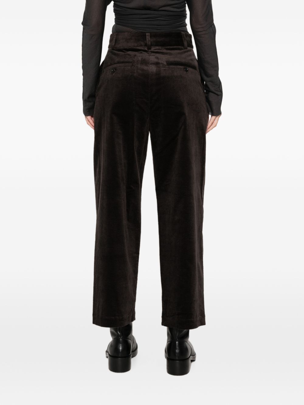 NICHOLSON & NICHOLSON Trousers BROWN