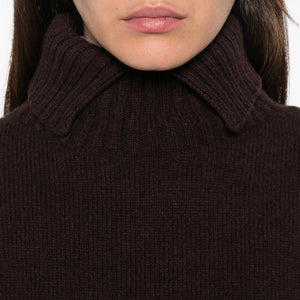 NICHOLSON & NICHOLSON Sweaters BROWN
