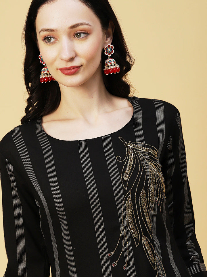 Woven Stripes & Ethnic Hand Embroidered Straight Fit Kurta - Black