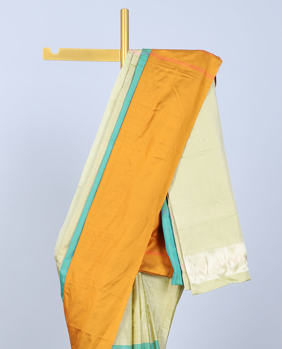 Borderless multi-color arani gift saree with checks & stripes, self-pallu of stripes