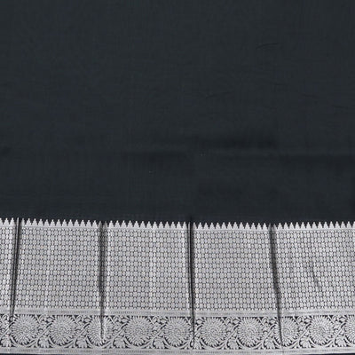 Green vasundhara silk mix saree with zari designs, contrast jaal pallu & traditional design zari border