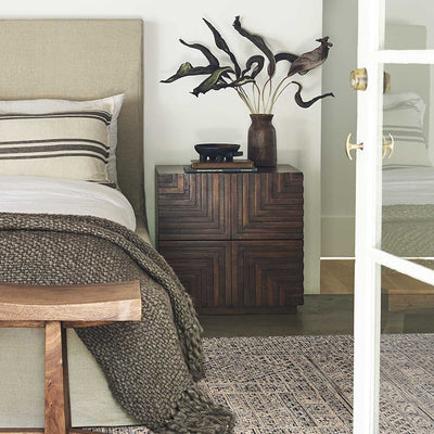 Cinzia Nightstand