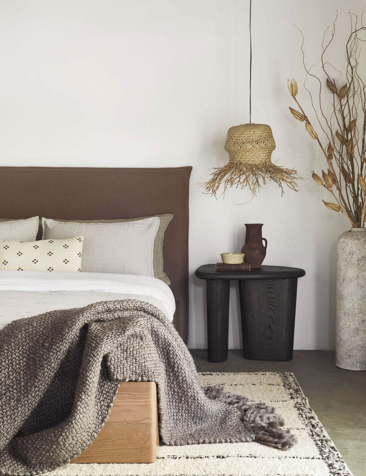 Nera Side Table