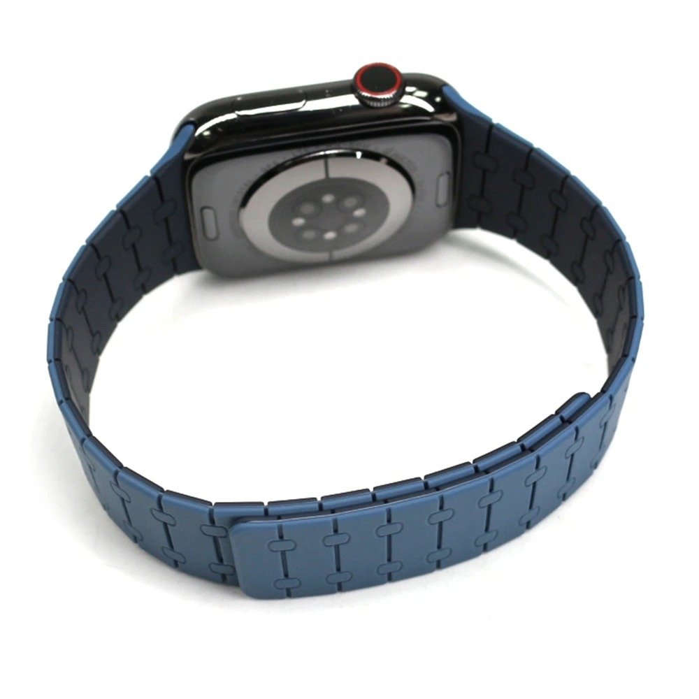 Strive Exclusive Magnetic Wrist Strap for Apple Watch