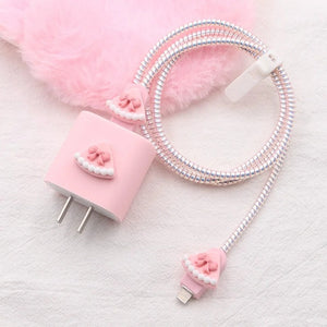 Bowknot Bliss Cake Pattern Charger Case