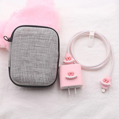 Bowknot Bliss Cake Pattern Charger Case