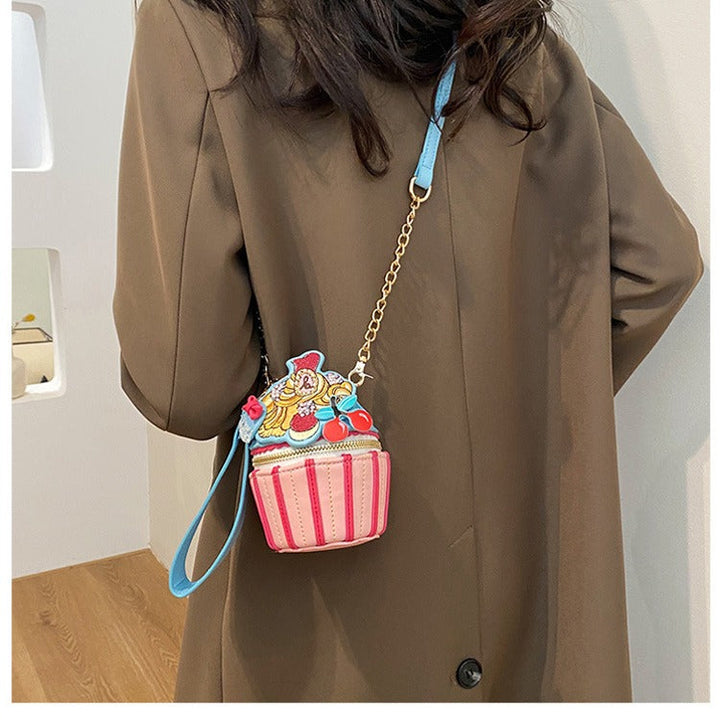 Sweet Scoop Mini Shoulder Bag with Chain Strap