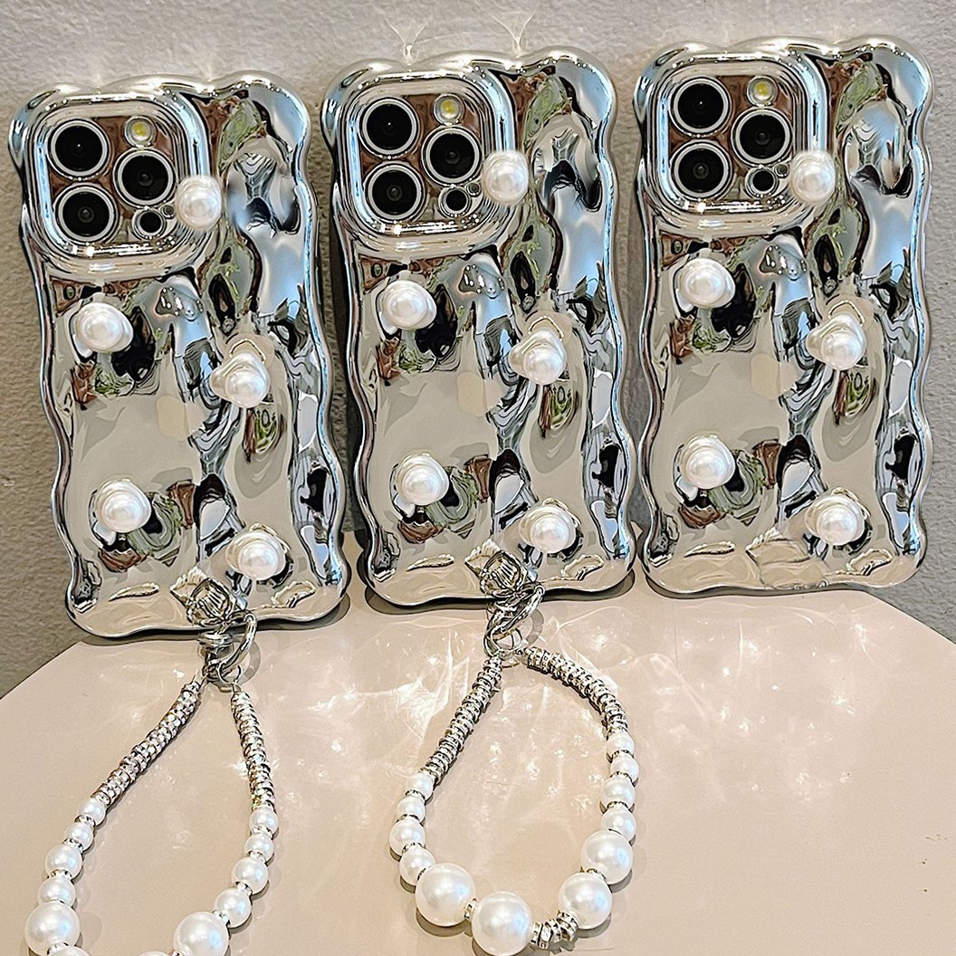 Reflective Pearl Delight Case with Charm