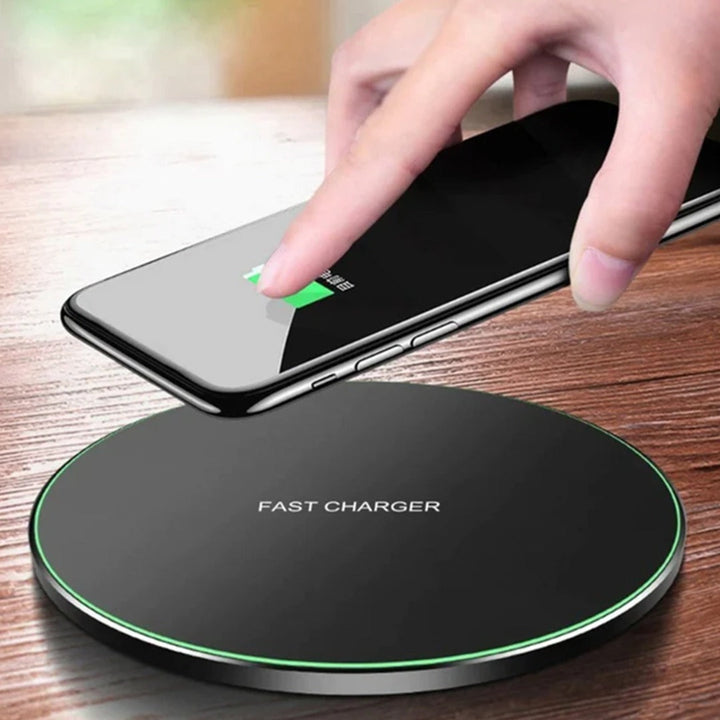 Wave™ QI 10W Fast Charging Wireless Charger