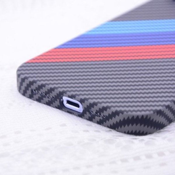 Embossed Carbon Fiber Stripes Case - iPhone