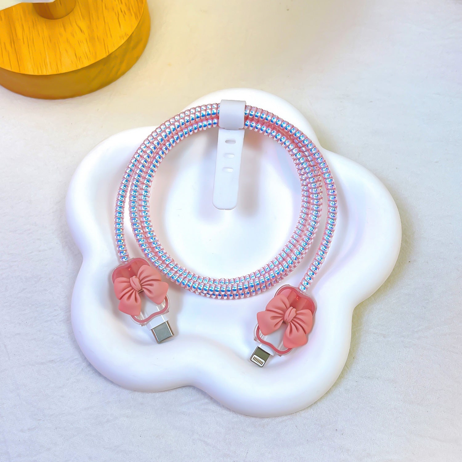 3D Wave Bow Design Charger Protector Kit