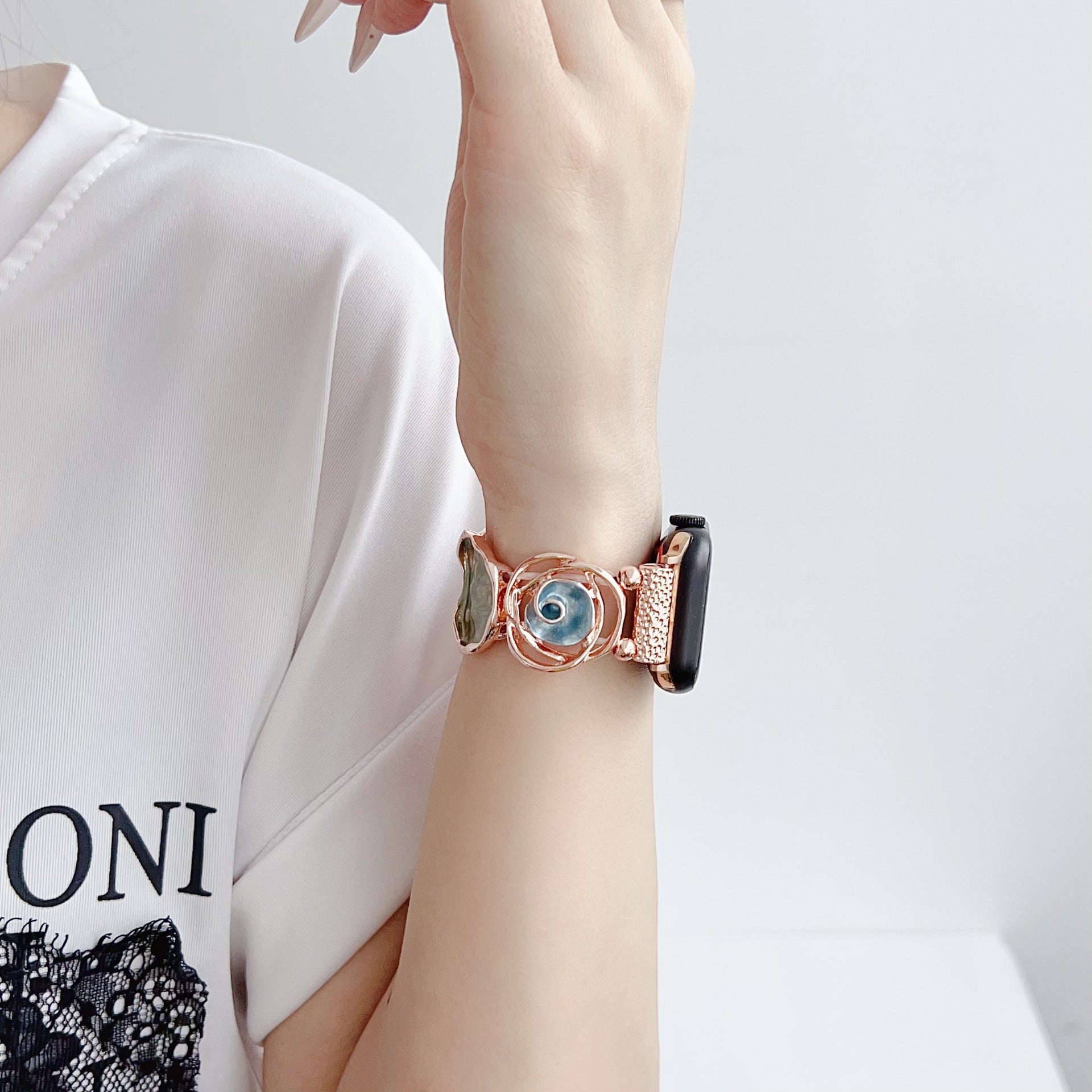Adorable Rose Alloy Bracelet for Apple Watch