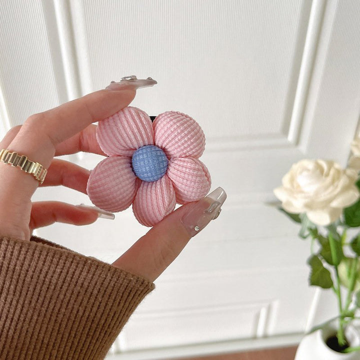 Spring Bloom Knit Flower Phone Gripper