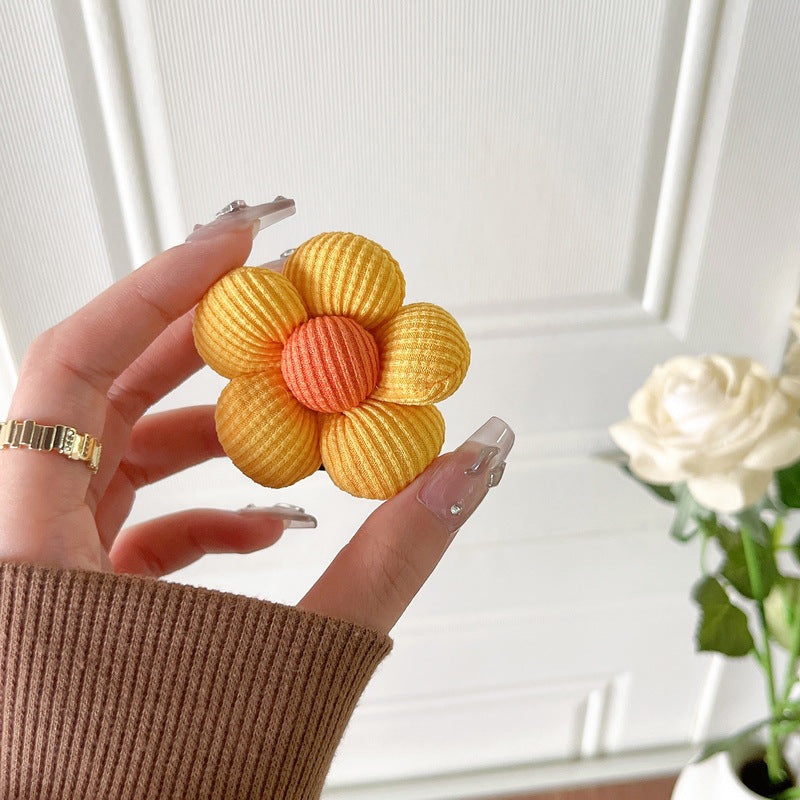 Spring Bloom Knit Flower Phone Gripper