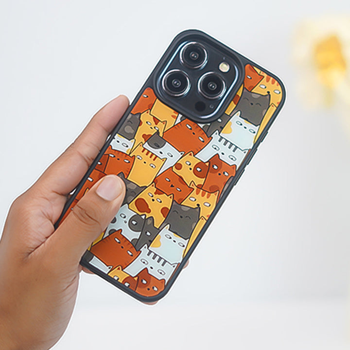 Adorable Cute Cat Cluster Case