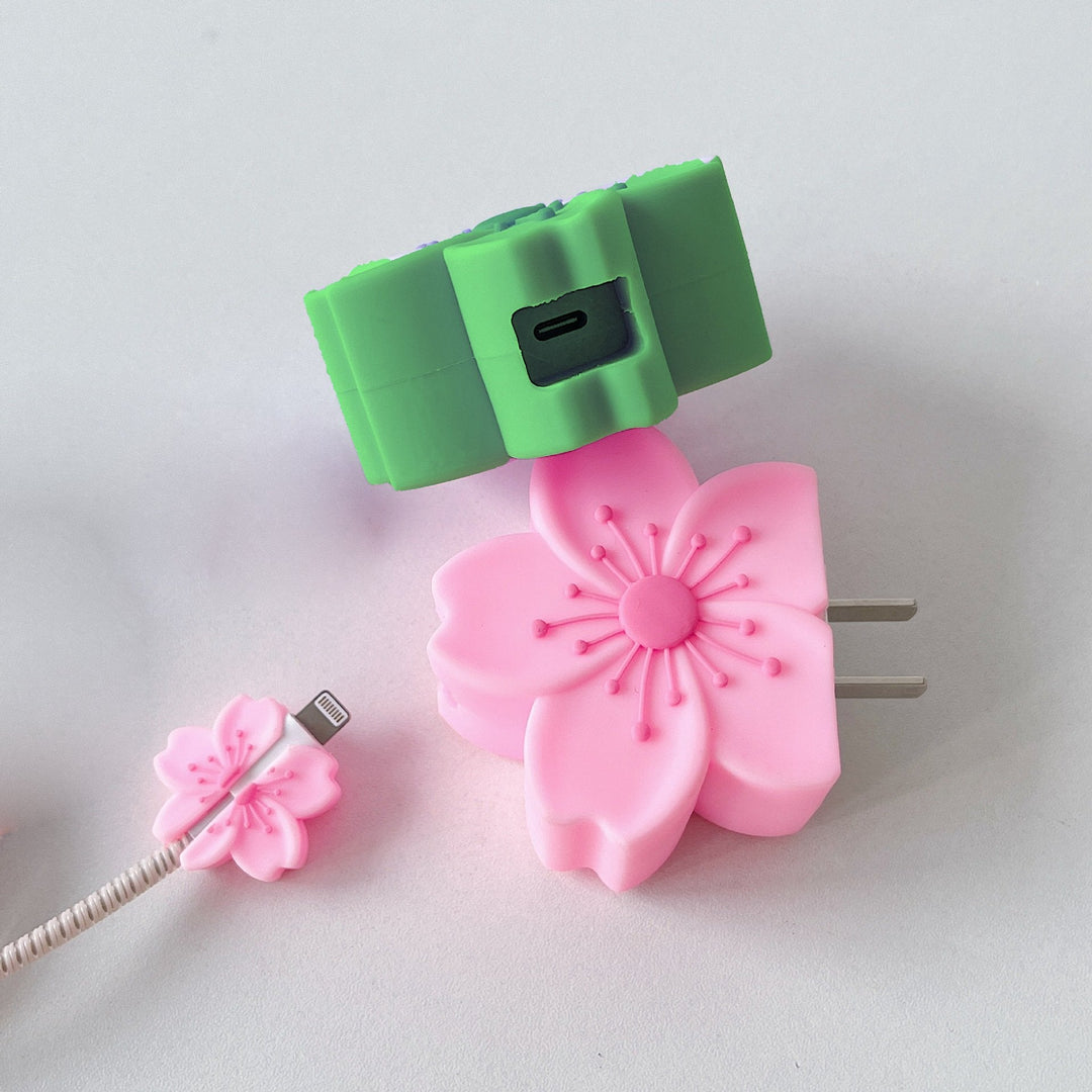 Stylized Lush Bloom Charger Protector Kit