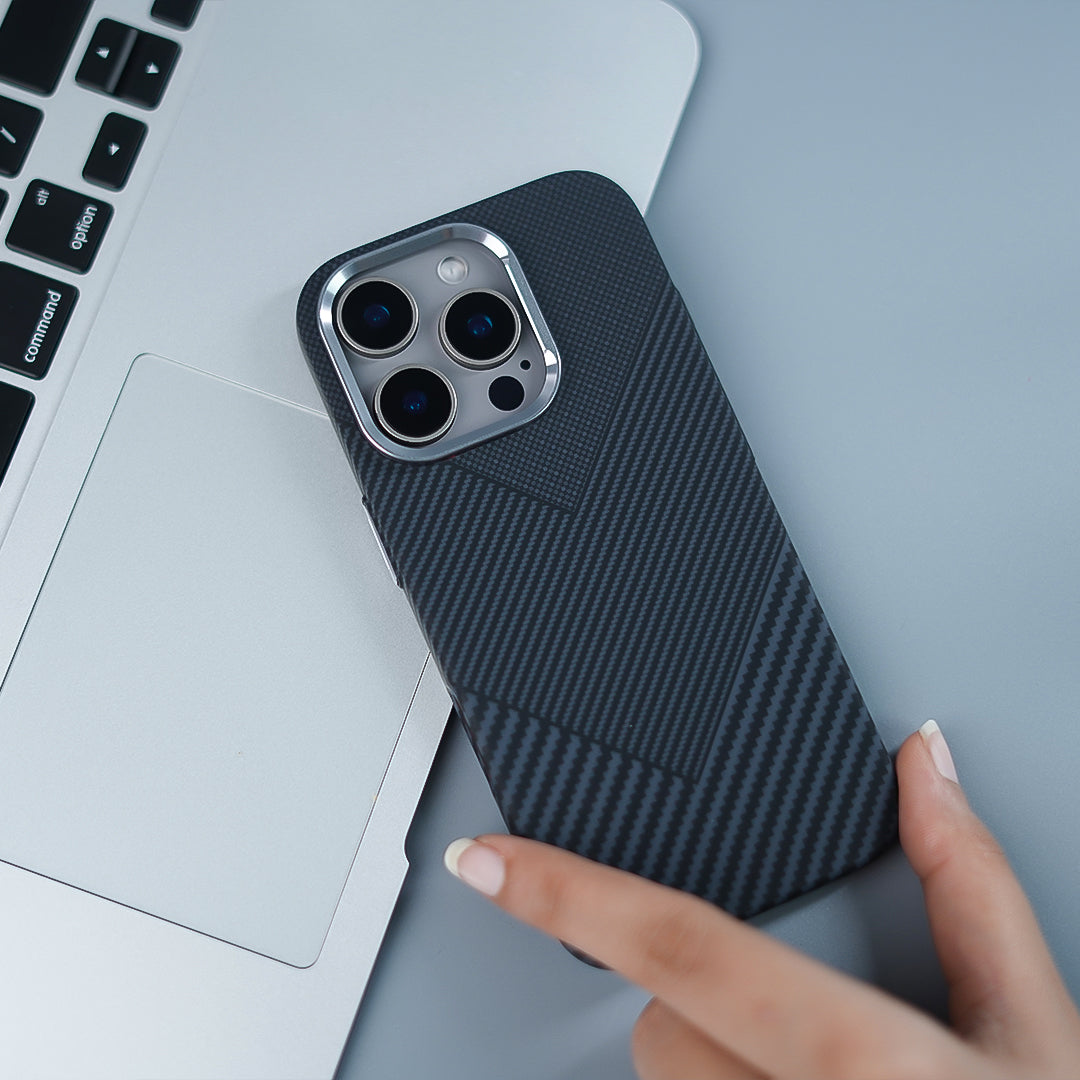 iPhone 16 Series Rugged Elite Carbon Fiber Armor Case