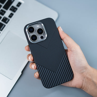 iPhone 16 Series Rugged Elite Carbon Fiber Armor Case