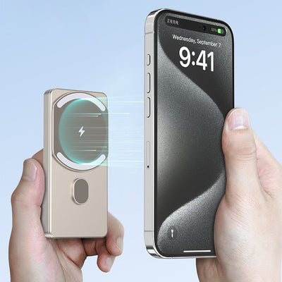 Keephone MagCube 10,000mAh Wireless Charging Bank