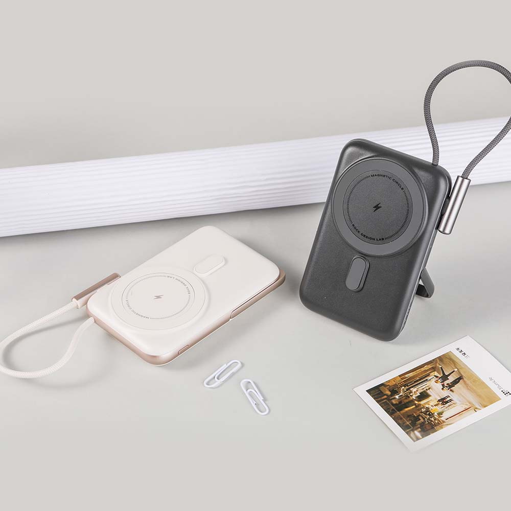 Rock Mag Grip 30W 10000 mAh Magnetic Wireless Power Bank