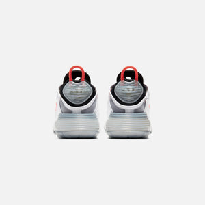 Nike | AIR MAX 2090 WOMEN