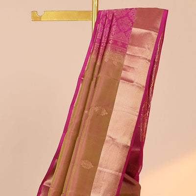 Green dual-tone silk saree with zari buttas, vanki border & contrast pallu of intricate designs in zari