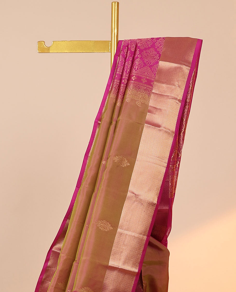 Green dual-tone silk saree with zari buttas, vanki border & contrast pallu of intricate designs in zari