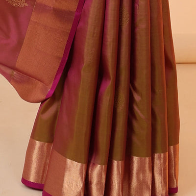 Green dual-tone silk saree with zari buttas, vanki border & contrast pallu of intricate designs in zari