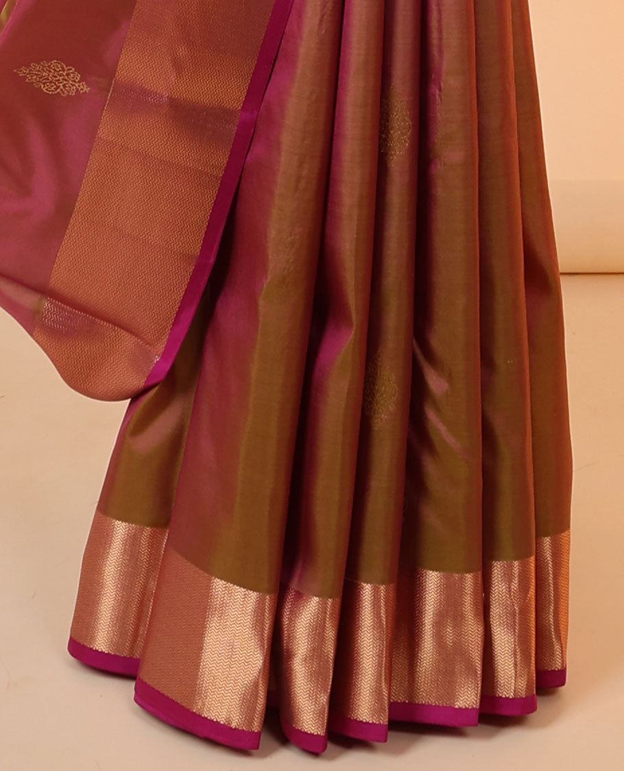 Green dual-tone silk saree with zari buttas, vanki border & contrast pallu of intricate designs in zari