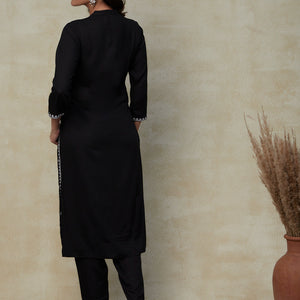 Solid Resham & Zari Embroidered Kurta With Embroidered pants - Black