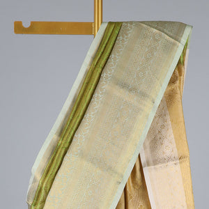 Green jacquard semi-banaras tissue saree, contrast traditional design zari border & pallu of intricate designs
