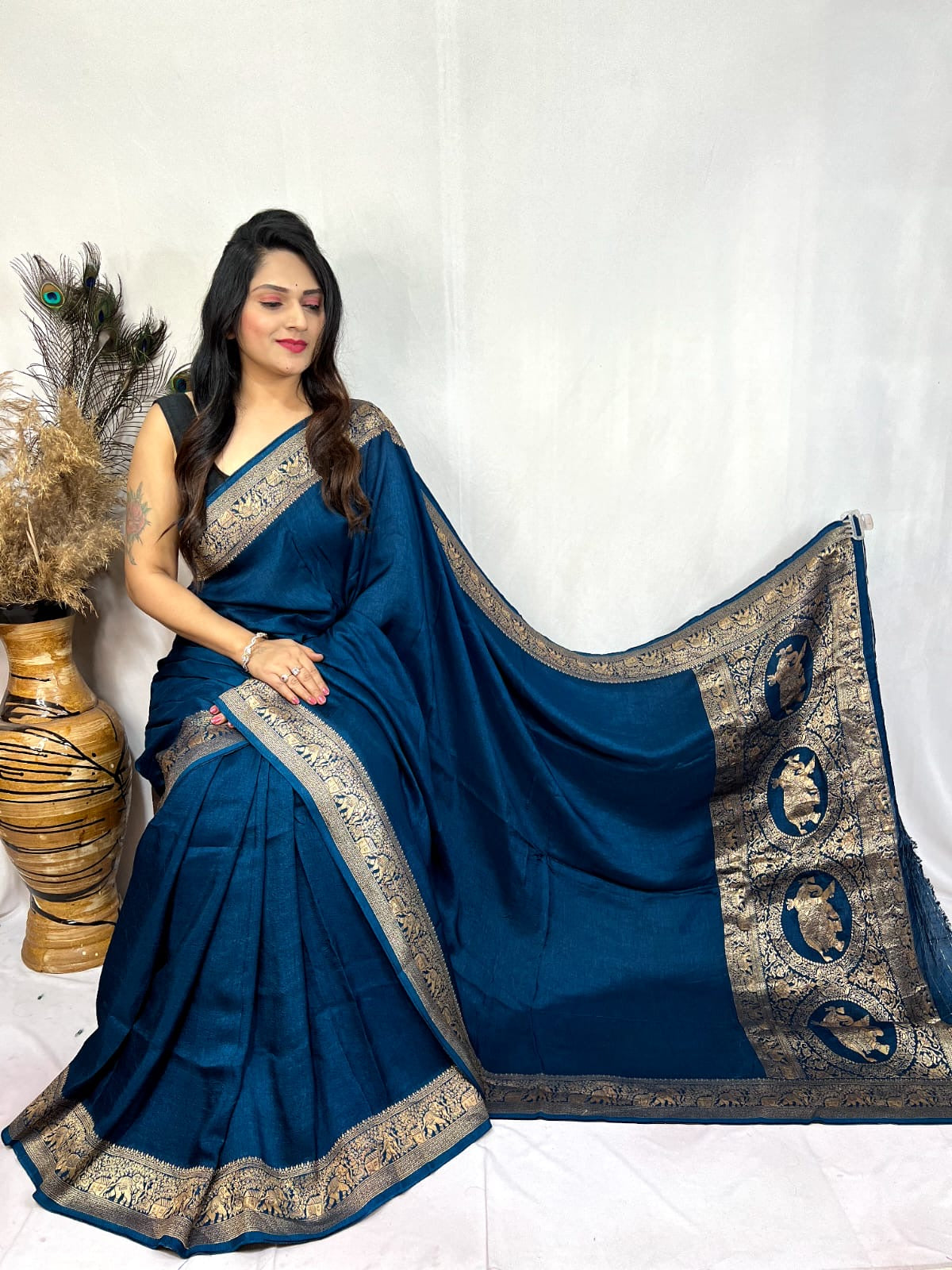 Dola Silk Golden Zari Border Saree