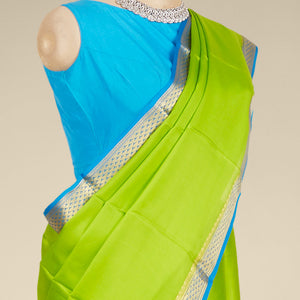 Green plain design mysore silk saree, contrast traditional zari design border